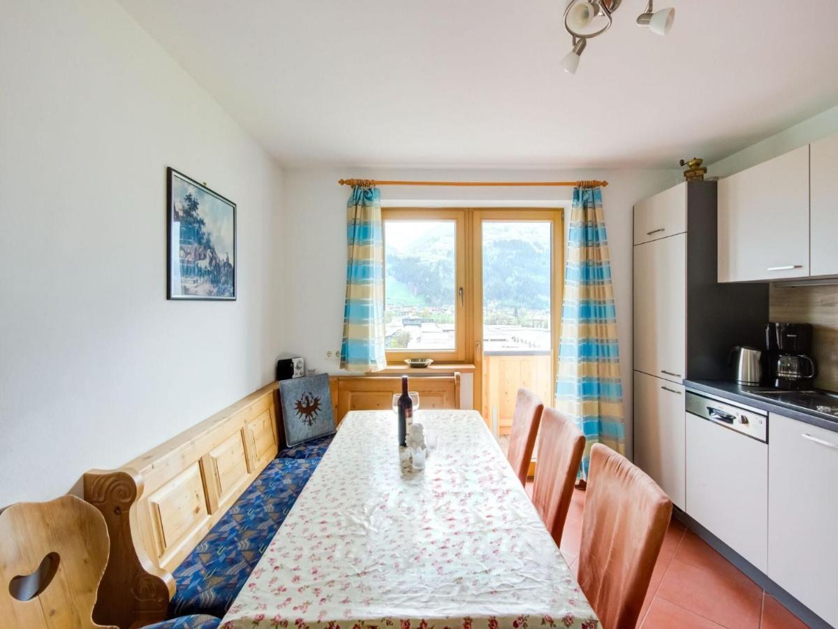 Scenic Apartment In Tirol With Garden Kaltenbach Exteriér fotografie