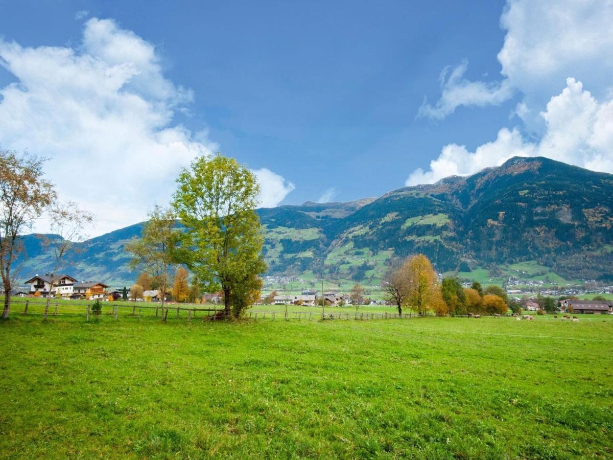 Scenic Apartment In Tirol With Garden Kaltenbach Exteriér fotografie