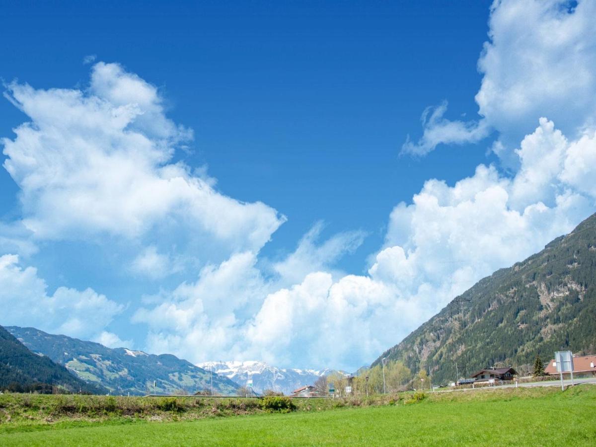 Scenic Apartment In Tirol With Garden Kaltenbach Exteriér fotografie