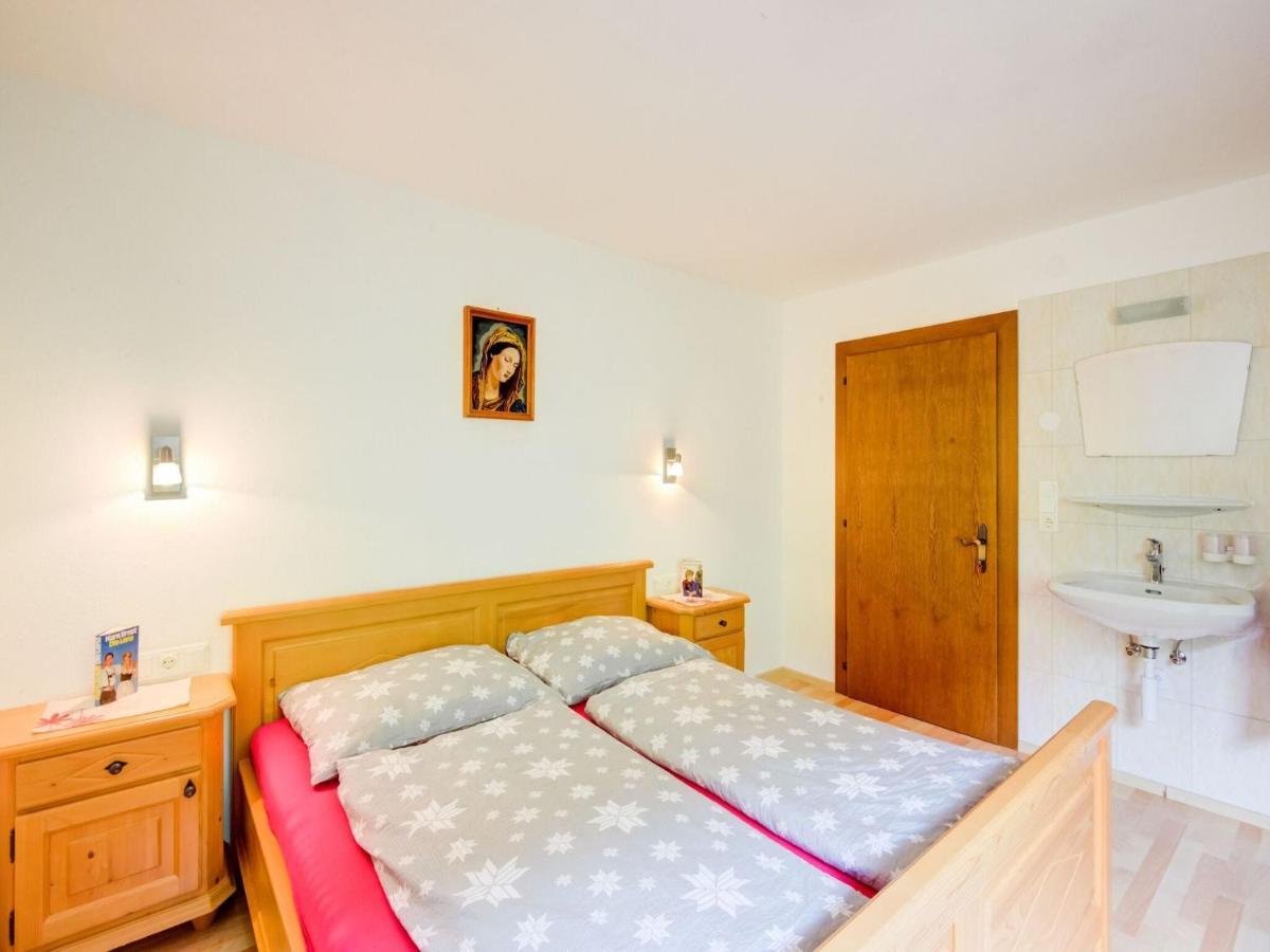 Scenic Apartment In Tirol With Garden Kaltenbach Exteriér fotografie